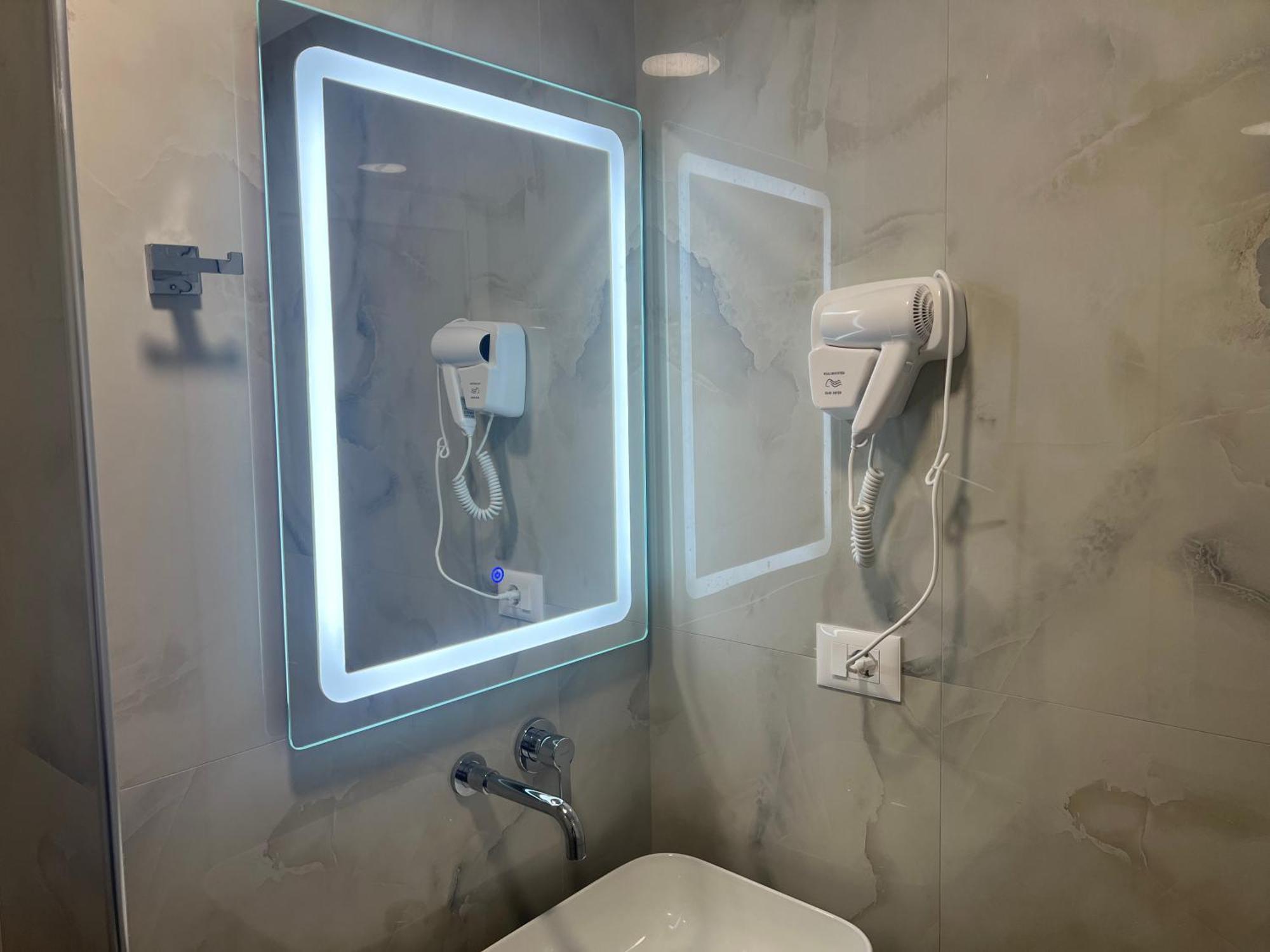 Agimi Hotel Ksamil Dış mekan fotoğraf